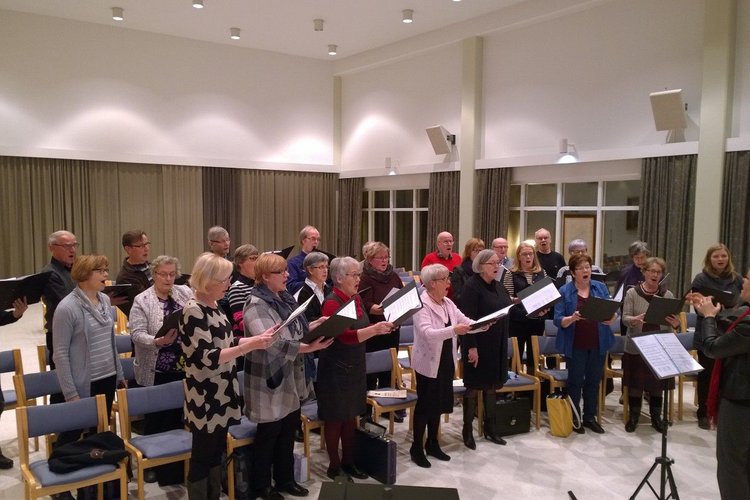 Lapuan kristillisen opiston kuoron kevätkonsertti Lapuan kristillisen opiston kuoron kevätkonsertti