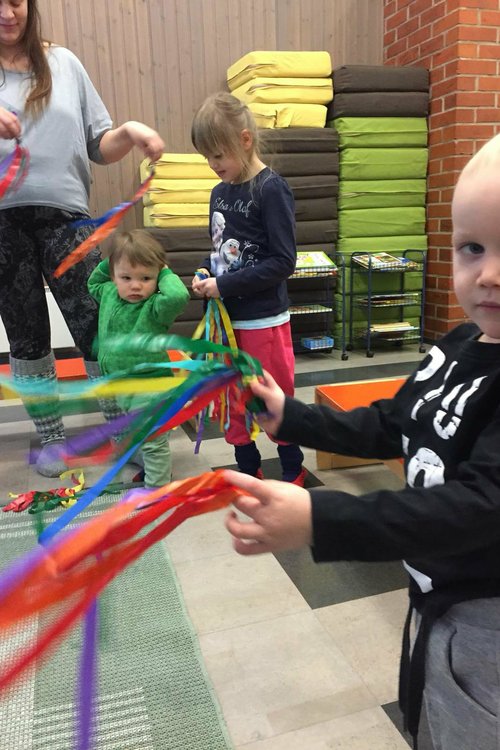 Kaaranmännikön avoin perhekerho Kaaranmännikön avoin perhekerho