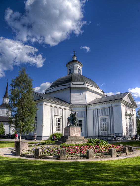 Messu ja Kaara IV leirin konfirmaatio tuomiokirkossa messu tuomiokirkossa